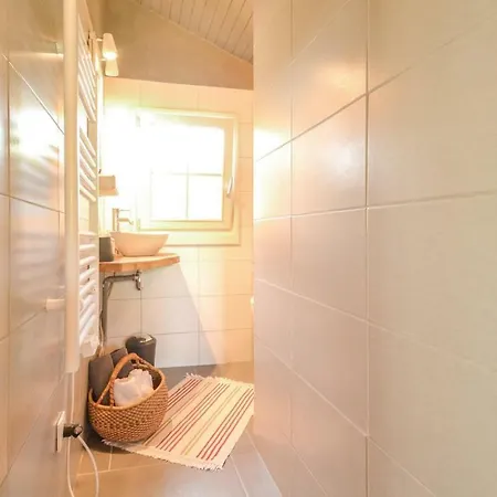 Casa de Férias 2 Bedroom In De Bas